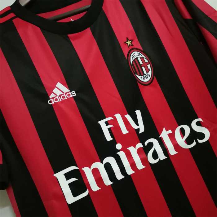Retro Jersey 2017-2018 AC Milan Home Soccer Jersey Vintage Football Shirt