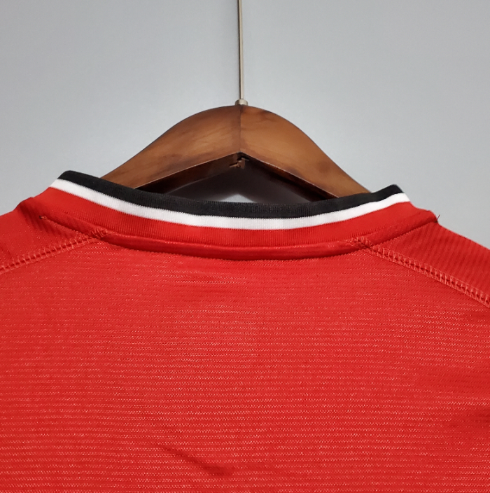 Retro Jersey  2000-2001 Manchester United Home Red Soccer Jersey