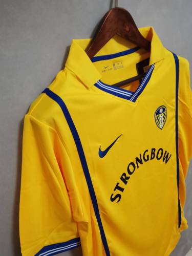 Retro Jersey 2000-2002 Leeds United Away Yellow Soccer Jersey Vintage Football Shirt
