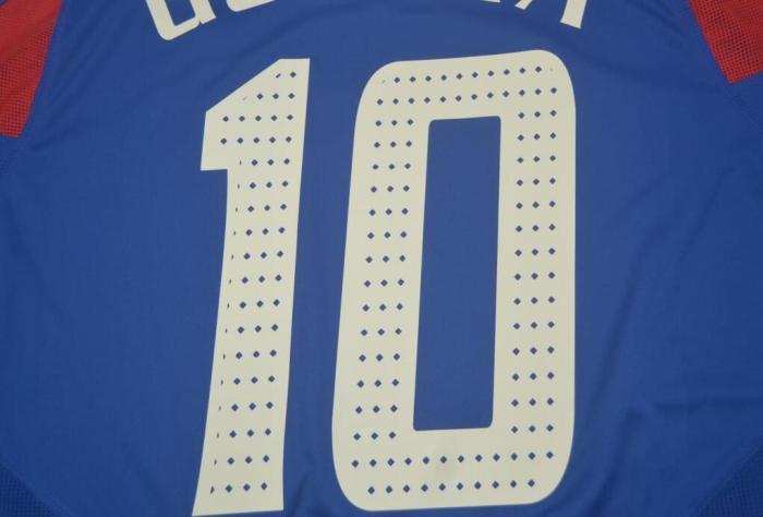 Retro Jersey 2004 France 10 GUERRA Home Soccer Jersey