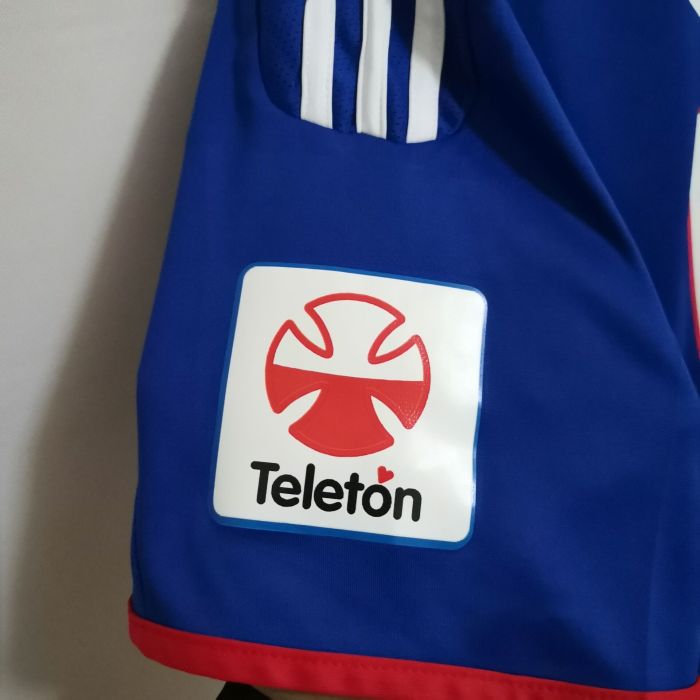 Retro Jersey 2011 Universidad de Chile E. VARGAS 17 Home Soccer Jersey