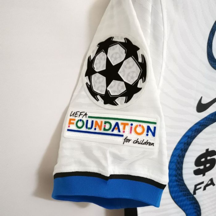 with Scudetto+UCL Patch Retro Jersey 2021-2022 Inter Milan BARELLA 23 Away White Soccer Jersey