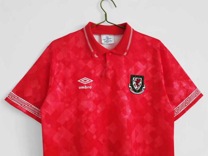 Retro Jersey 1990-1992 Wales Home Soccer Jersey Vintage Football Shirt