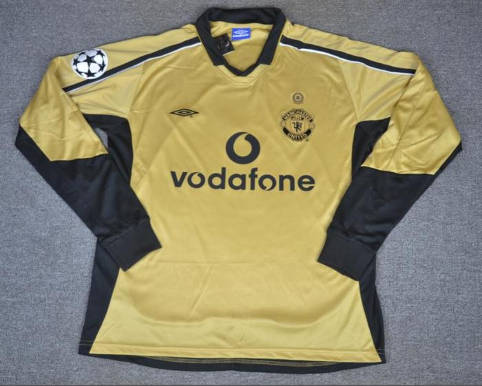 Retro Jersey  Long Sleeves 2001-2002 Manchester United  Away BECKHAM 7 Yellow Soccer Jersey