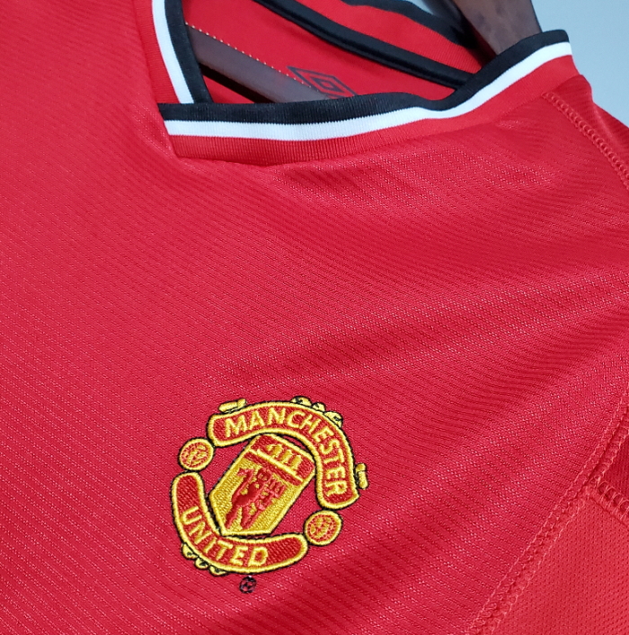 Retro Jersey  2000-2001 Manchester United Home Red Soccer Jersey