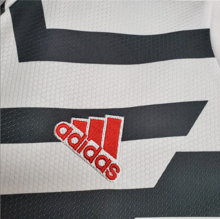 Retro Jersey 2020-2021 Manchester United Third Black/White Soccer Jersey Vintage Football Shirt