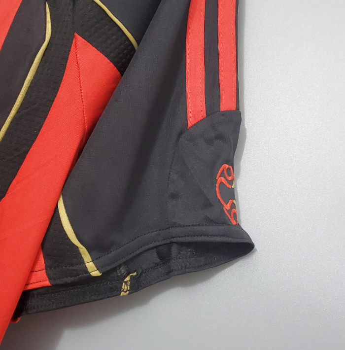 Retro Jersey 2006-2007 AC Milan Home Soccer Jersey Vintage Football Shirt