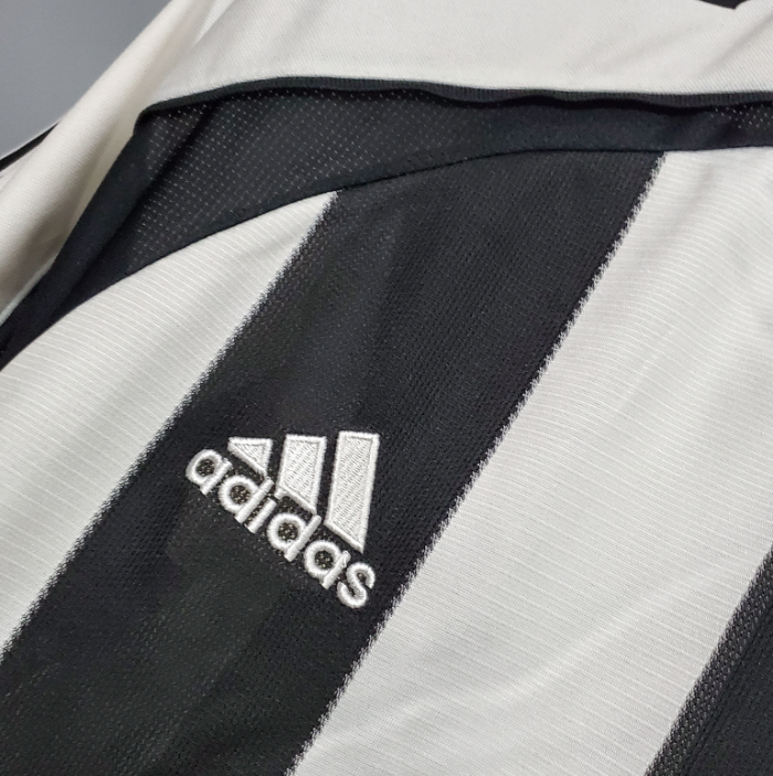 Retro Jersey 2005-2006 Newcastle United Home White/Black Soccer Jersey Vintage Football Shirt