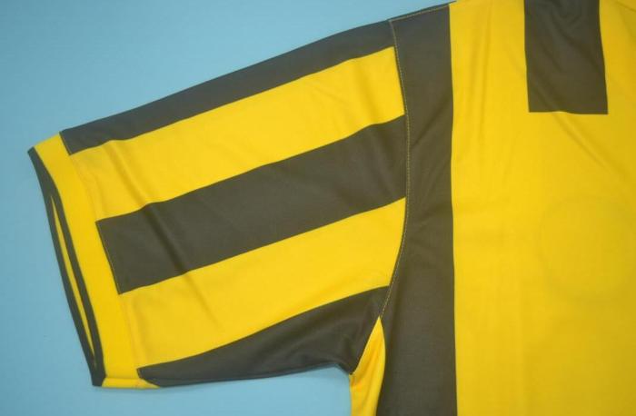 Retro Jersey 2000-2001 Borussia Dortmund Home Soccer Jersey