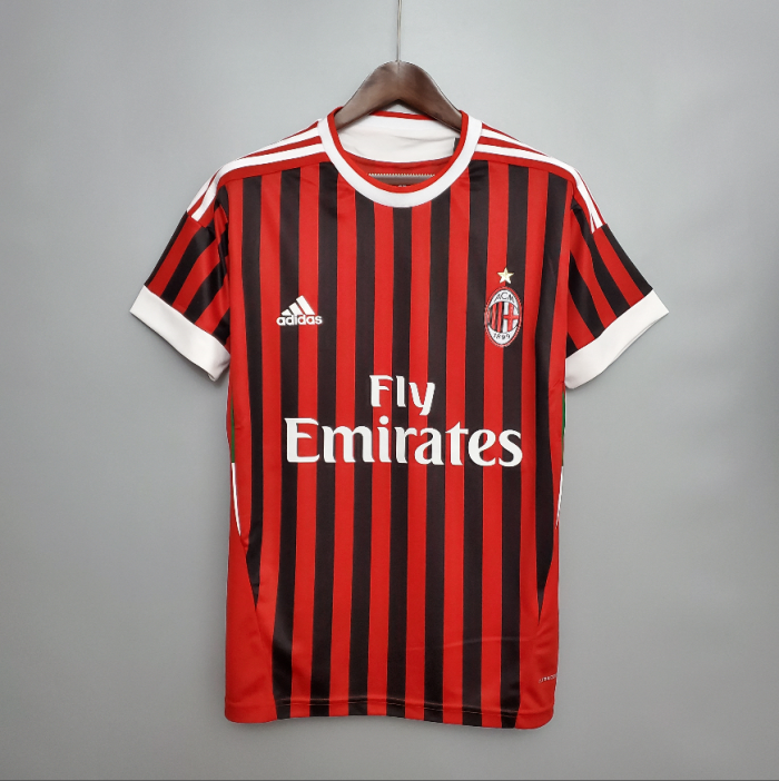 Retro Jersey 2011-2012 Ac Milan Home Soccer Jersey Vintage Football Shirt