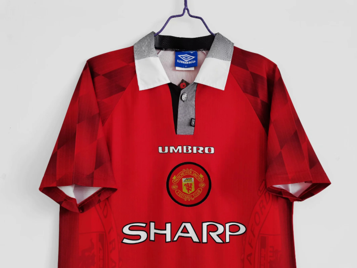 Retro Jersey 1996-1997 Manchester United Home Soccer Jersey Vintage Football Shirt