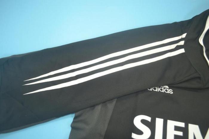 Retro Jersey 2004-2005 Real Madrid Away Black Soccer Jersey