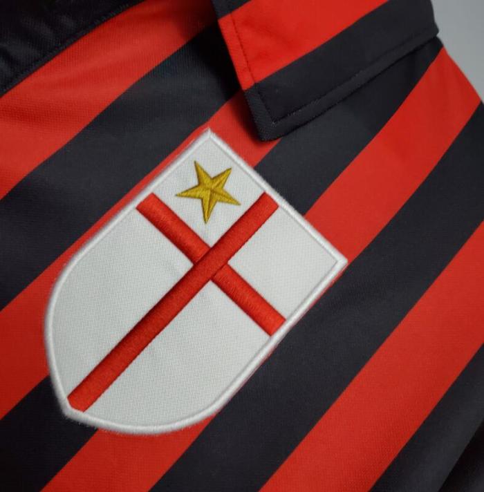 Retro Jersey AC Milan 1999-2000 Home Red Soccer Jersey AC Vintage Football Shirt