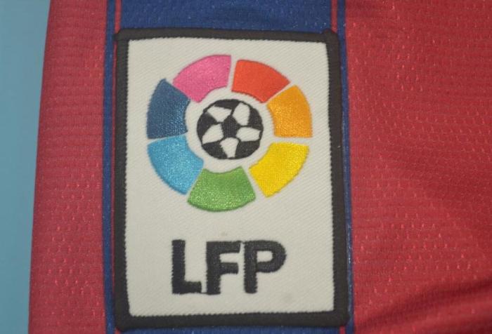 with LFP Patch Retro Jersey 2009-2010 Barcelona Home Soccer Jersey Vintage Football Shirt