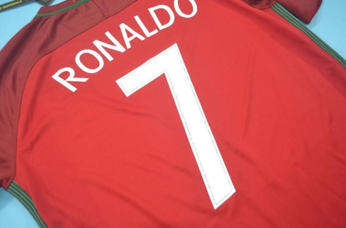 with Front Lettering Sleeve Patch Retro Jersey 2006 Portugal #7 RONALDO Home Soccer Jersey
