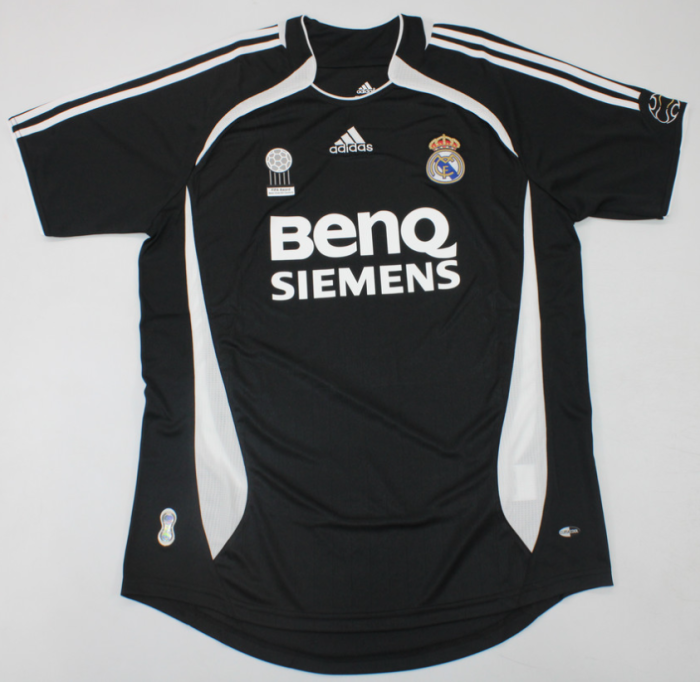 Retro Jersey 2006-2007 Real Madrid 27 DE LA RED Away Black Vintage Soccer Jersey