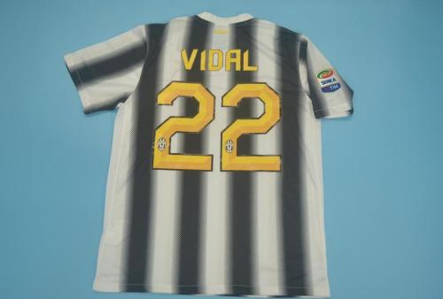 with Serie A Patch Retro Jersey 2011-2012 Juventus VIDAL 22 Home Soccer Jersey