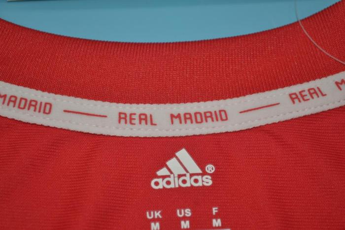 Retro Jersey Long Sleeve 2011-2012 Real Madrid Third Red Soccer Jersey Vintage Football Shirt