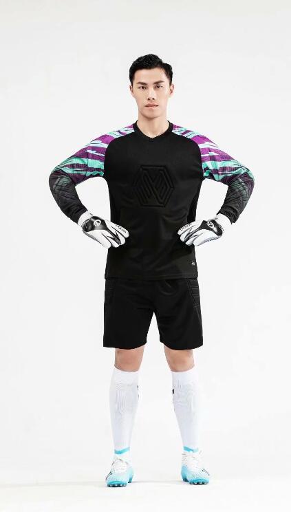 M8008 Black Soccer Training Jersey and Shorts