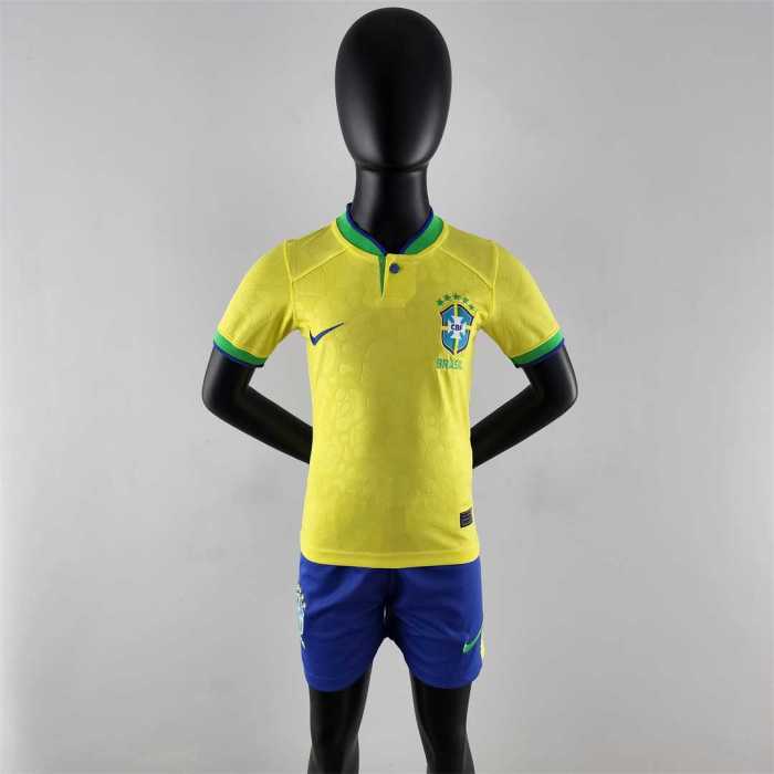 Retro Youth Uniform 2022 World Cup Brazil Home Soccer Jersey Shorts Child Vintage Football Kit