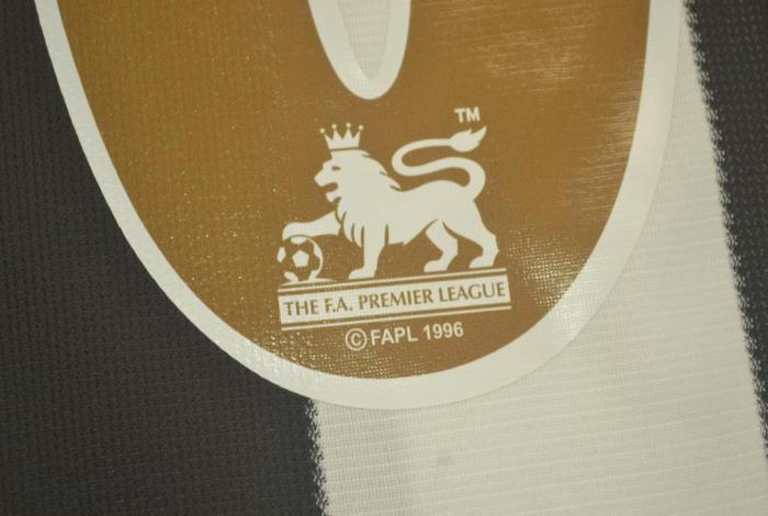 with EPL Patch Retro Jersey 2005-2006 Newcastle United 10 OWEN Home Soccer Jersey
