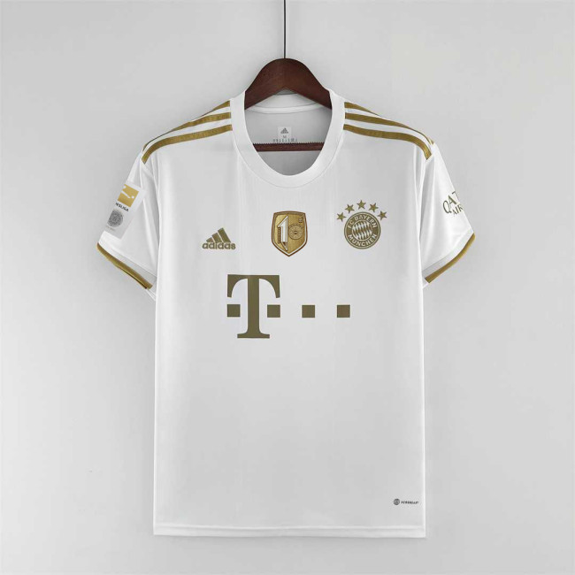 with Front Patch+Bundesliga Patch Retro Jersey 2022-2023 Bayern Munich Away White Soccer Jersey