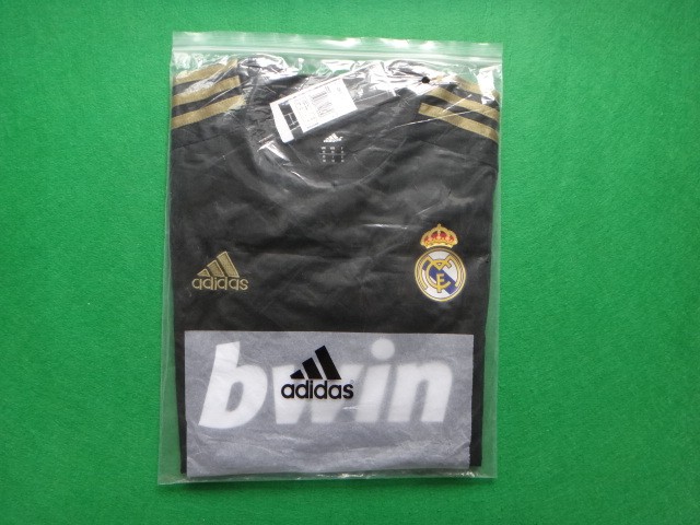 with LFP Patch Retro Jersey 2011-2012 Real Madrid Away Black Soccer Jersey Vintage Football Shirt