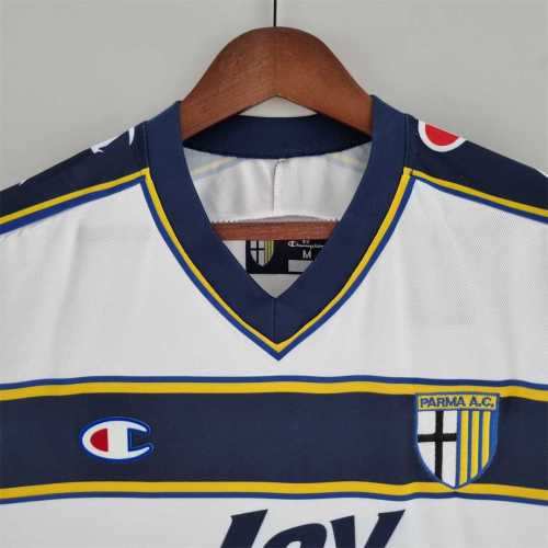 Retro Jersey 2001-2002 Parma Away White Soccer Jersey Vintage Football Shirt