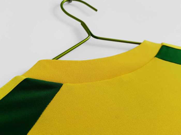 Retro Jersey 1982 Wales Away Yellow Soccer Jersey Vintage Football Shirt
