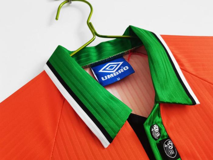 Retro Jersey 1997-1998 Ireland Away Orange Soccer Jersey