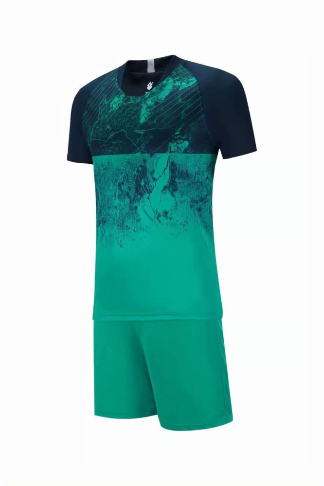 Green Soccer Training Uniform Jersen and Shorts