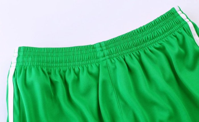 #812 Green Soccer Training Uniforms Blank Jersey and Shorts