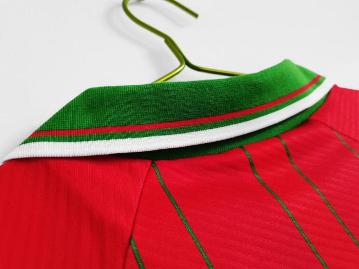 Retro Jersey 1994-1996 Wales Home Red Soccer Jersey Vintage Football Shirt