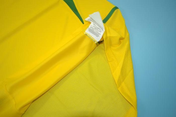 Retro Jersey 2002 Brazil RONALDINHO 11 Home Soccer Jersey