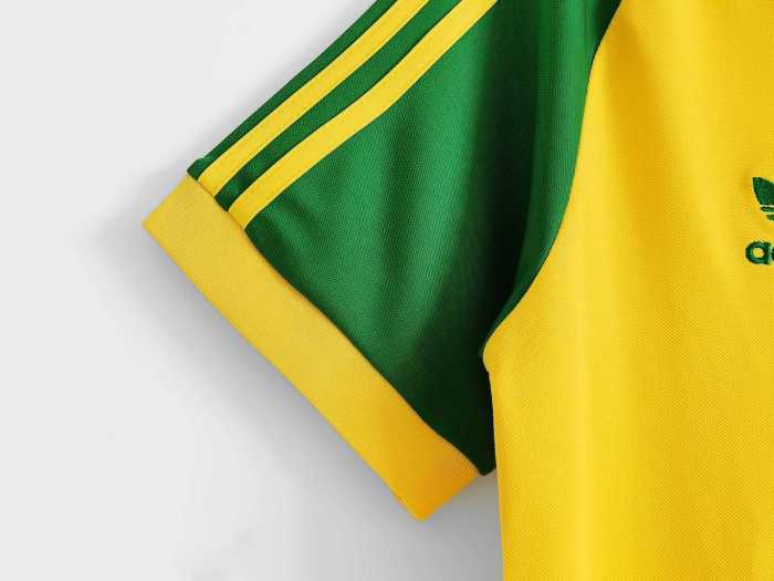 Retro Jersey 1982 Wales Away Yellow Soccer Jersey Vintage Football Shirt