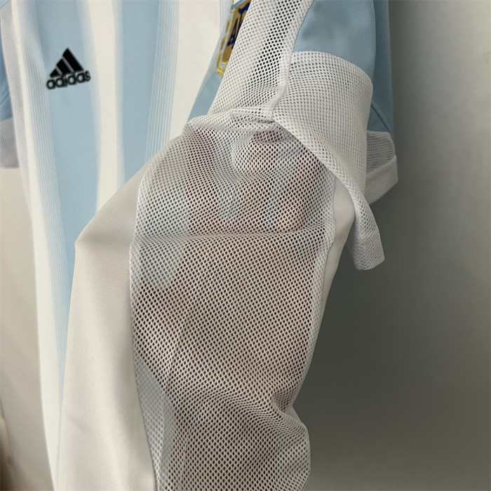 Retro Jersey 2004-2005 Argentina Home Soccer Jersey Vintage Football Shirt