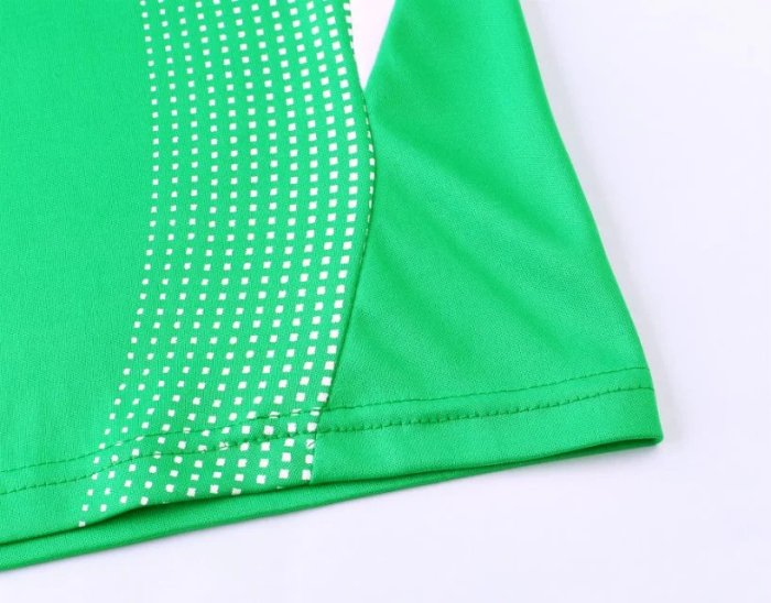 #812 Green Soccer Training Uniforms Blank Jersey and Shorts