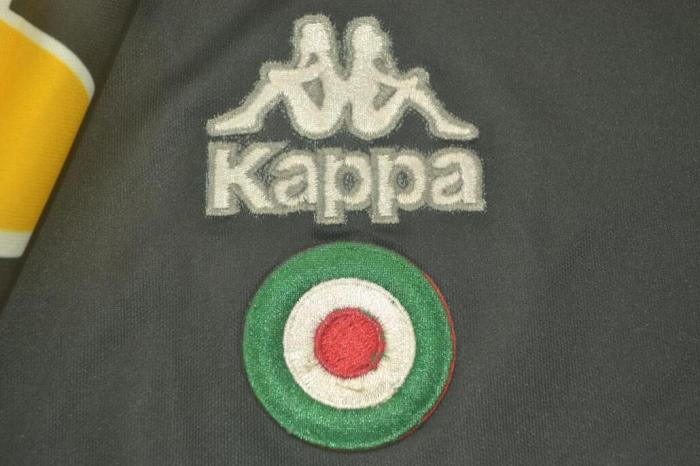 with Coppa Italia+Scudetto+Serie A Patch Retro Jersey 1995-1996 Juventus Away Black Soccer Jersey