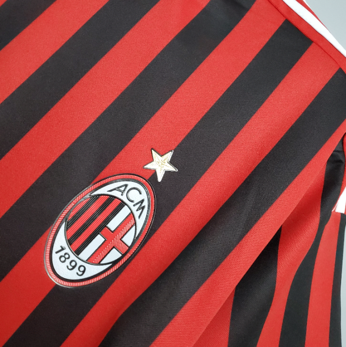 Retro Jersey 2011-2012 Ac Milan Home Soccer Jersey Vintage Football Shirt