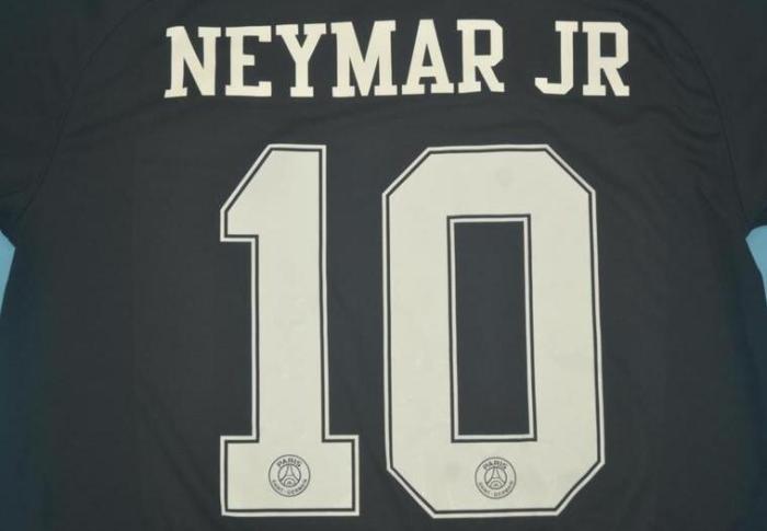 with UCL Patch Retro Jersey 2018-2019 PSG Black NEYMAR JR 10 Soccer Jersey Vintage Paris Football Shirt