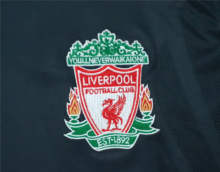 Retro Jersey Liverpool 2009-2010 Away Black Soccer Jersey Vintage Football Shirt