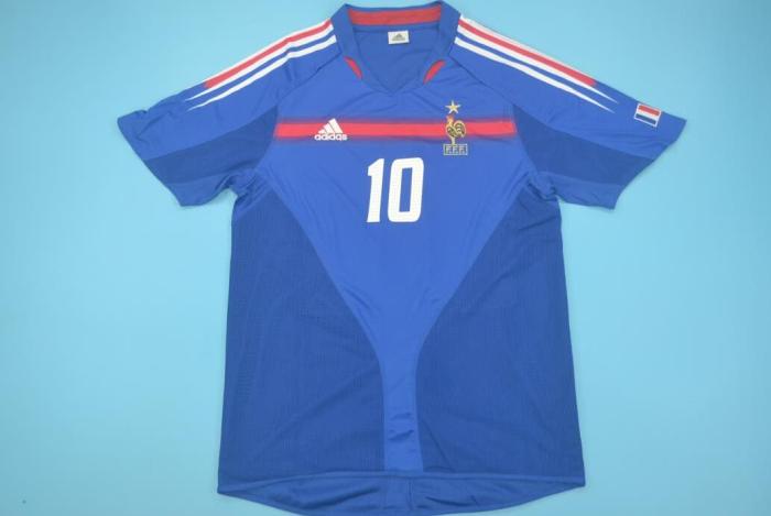Retro Jersey 2004 France 10 GUERRA Home Soccer Jersey