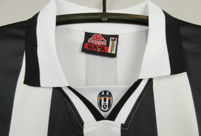 Retro Jersey 1994-1995 Juventus Home Black/White Soccer Jersey Vintage Football Shirt