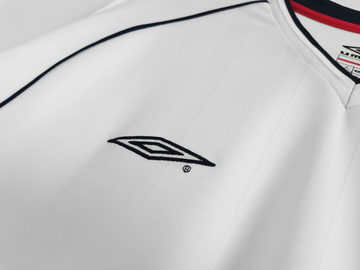 Retro Jersey Long Sleeve 2002 England Home Soccer Jersey