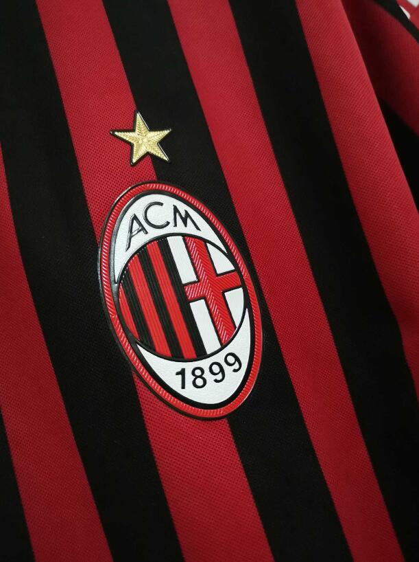 Retro Jersey 2011-12 AC MILAN 10 SEEDORF Home Soccer Jersey Vintage Football Shirt