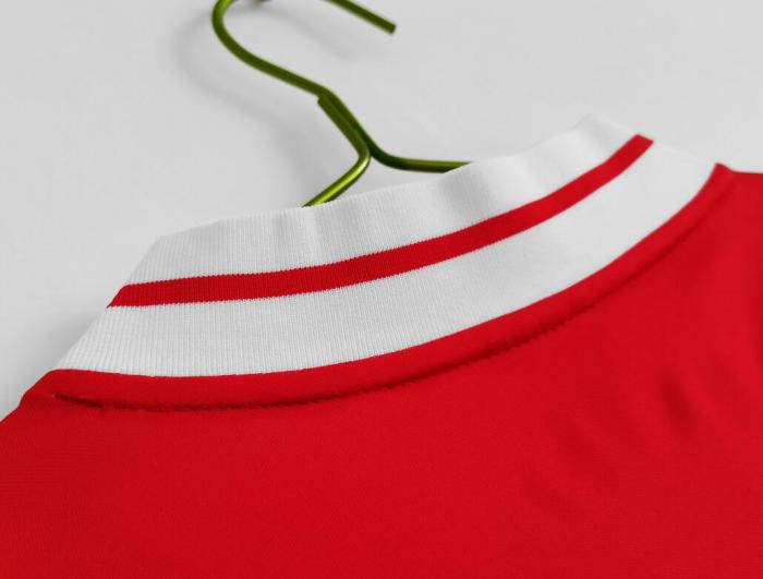 Retro Jersey 1981-1984 Liverpool Home Red UEFA Champions League Soccer Jersey