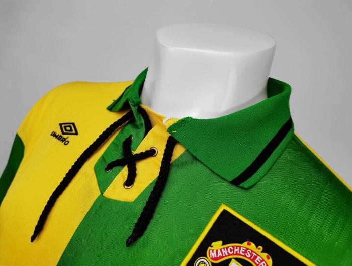 Retro Jersey Long Sleeve 1992-1994 Manchester United Away Yellow/Green Soccer Jersey