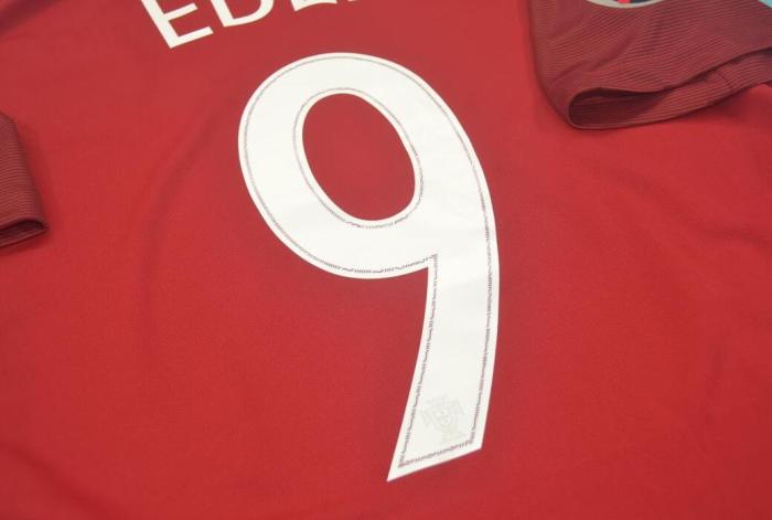 with Front Lettering Sleeve Patch Retro Jersey 2006 Portugal #9 EDER Home Soccer Jersey