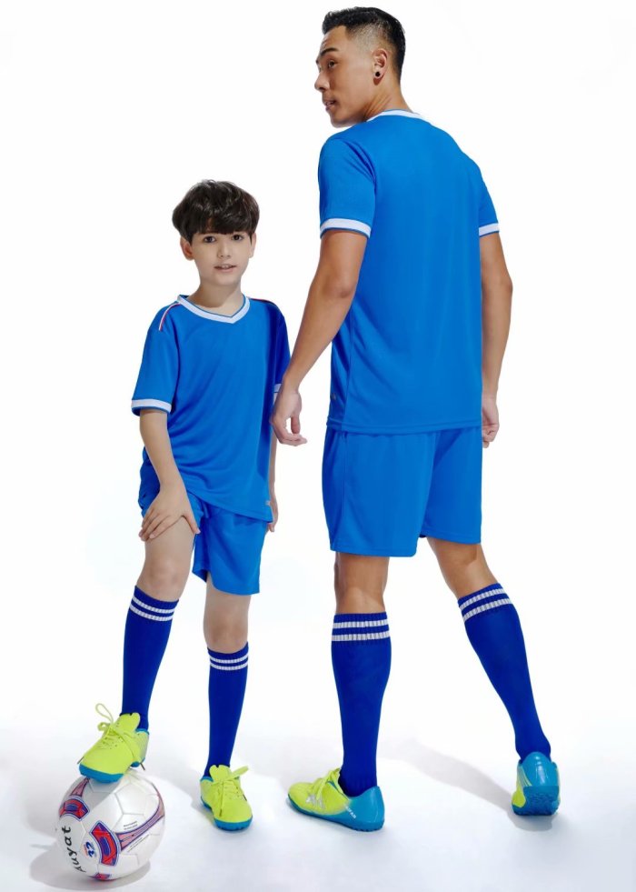 D8819 Blue Youth Set Adult Uniform Blank Soccer Training Jersey and Shorts