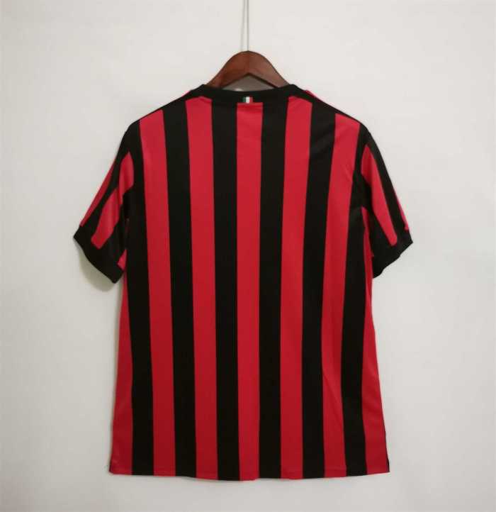 Retro Jersey 2017-2018 AC Milan Home Soccer Jersey Vintage Football Shirt